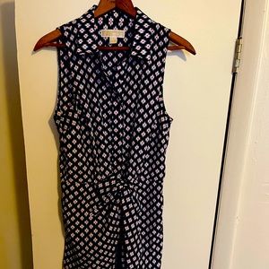 Cute & professional mid-length patterned sundress